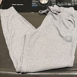 ALO Yoga Muse Joggers